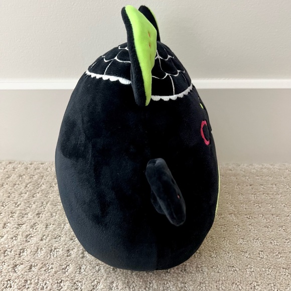 Squishmallow Bart The Bat 12" &ndash; Pipistrello Nero Orecchie Iridescenti &ndash; Peluche Halloween